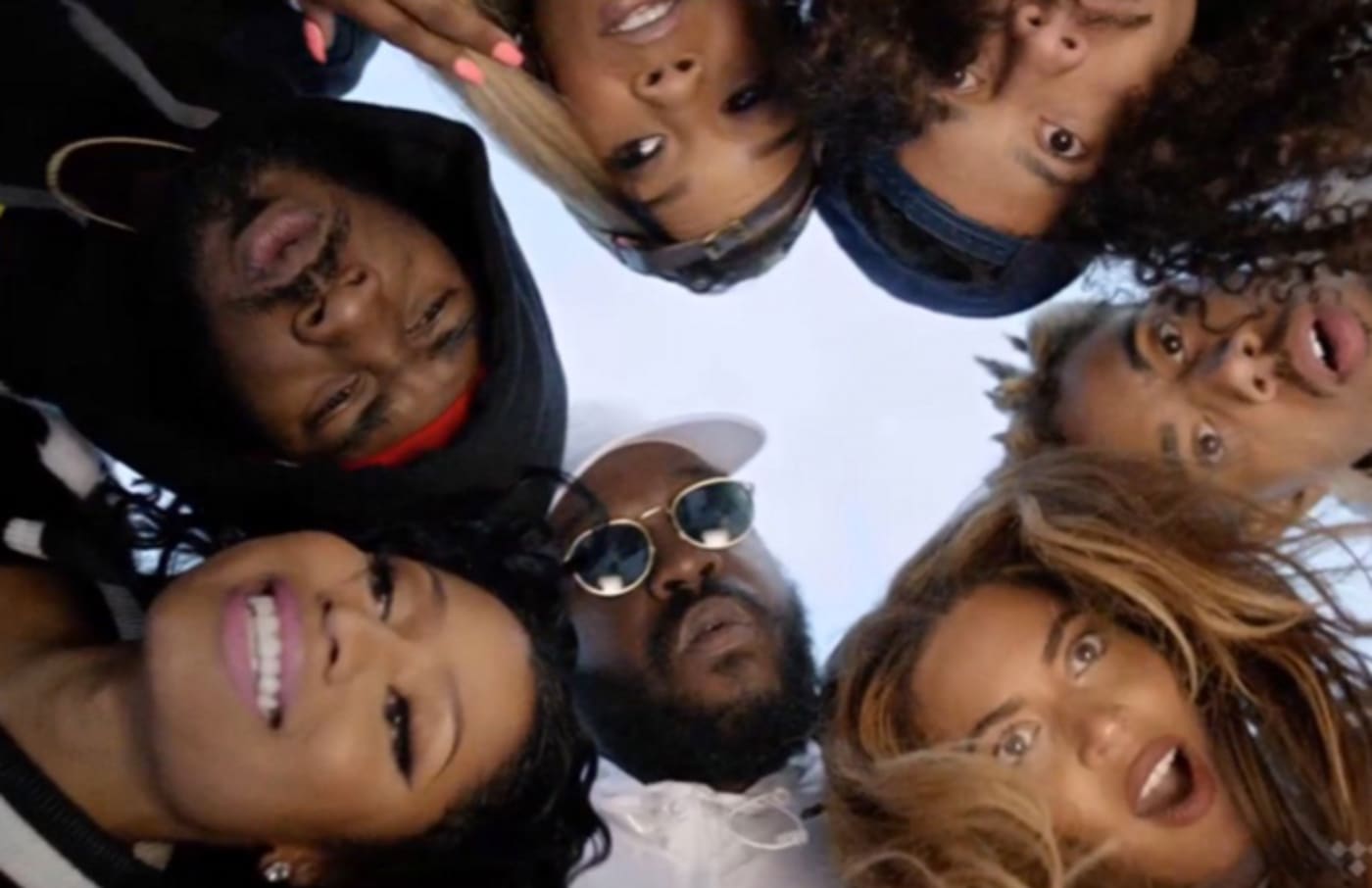 ‘Squad Goals,’ ‘Bia**h,’ and ‘Drunk Text’ Are the Newest Additions to The Oxford Dictionaries