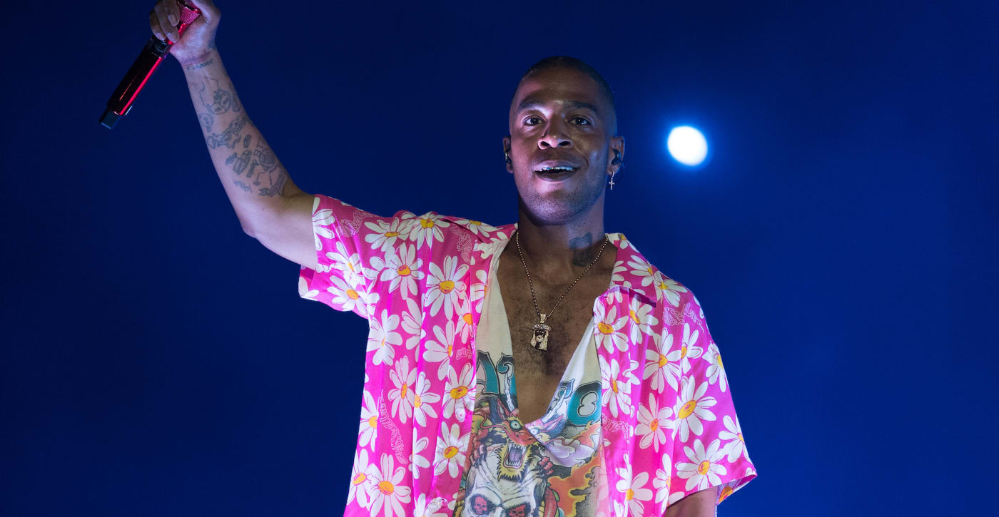 Kid Cudi Walks Off Stage at Rolling