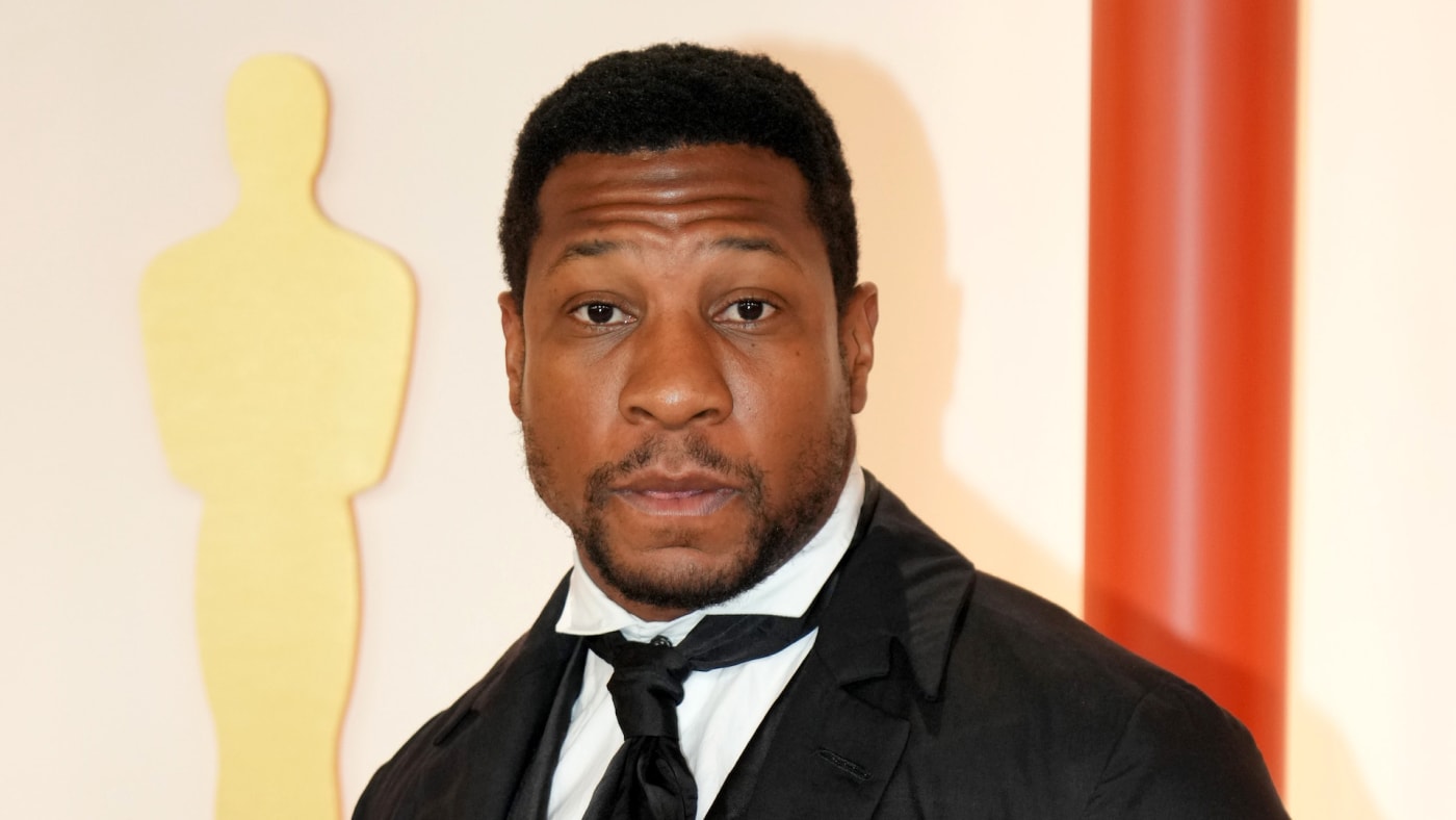 Jonathan Majors attends the 95th Annual Academy Awards