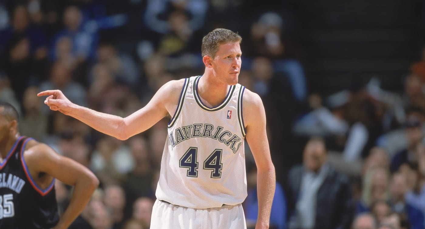 Former NBA Center Shawn Bradley Paralyzed After Being Struck by Car