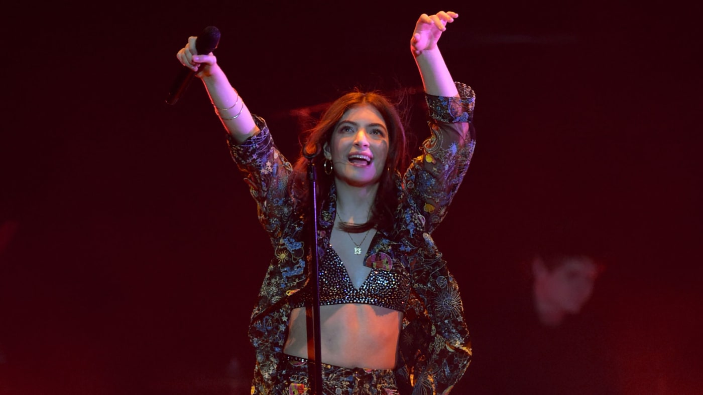 Lorde Announces Tracklist And Release Date For New Album Solar Power Complex