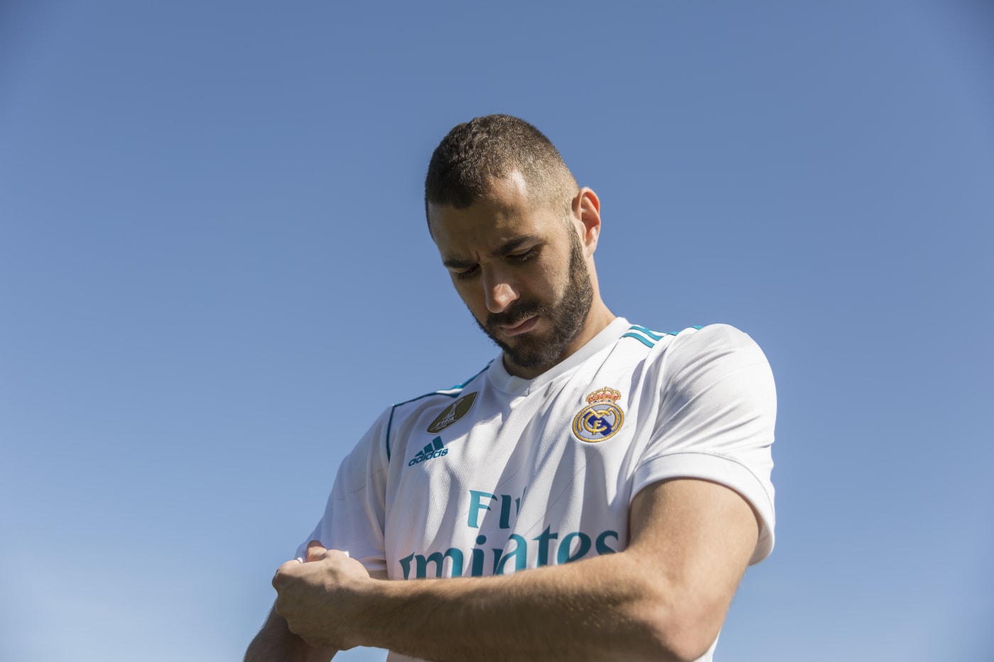 buitenste vervolging Struikelen adidas Unveil Real Madrid's Home and Away Kits for 2017/18 | Complex UK