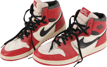 Michael Jordan Air Jordan 1 Broken Foot PE Pair Left