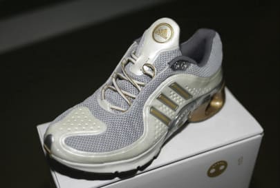 Tênis Adidas 1 Smart 2005