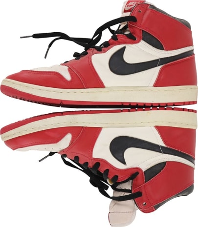 Michael Jordan Air Jordan 1 Broken Foot PE Medial