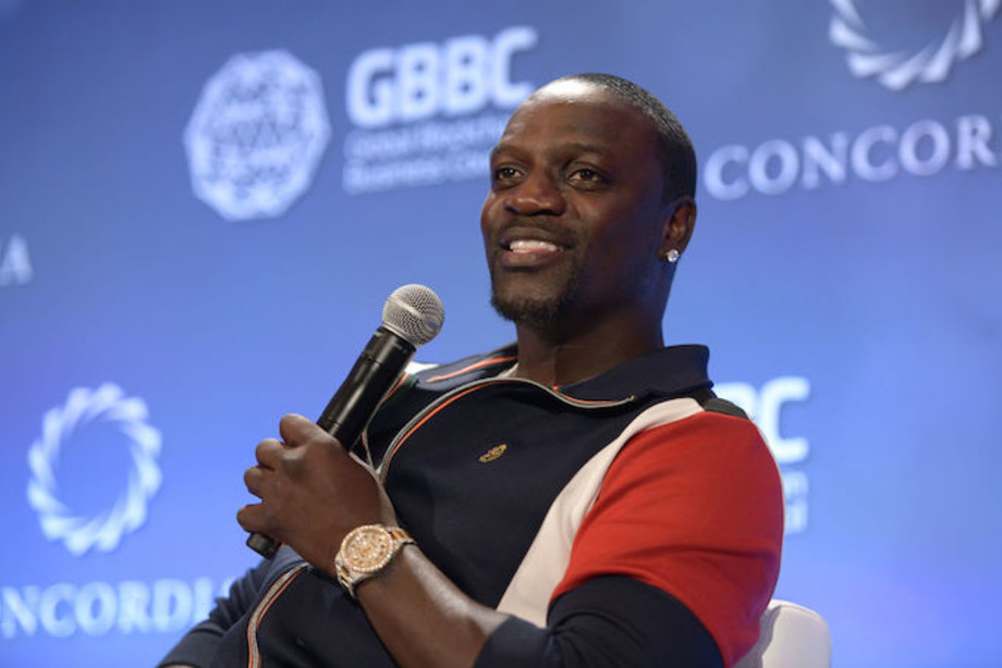 Akon Urges Eddie Murphy and Arsenio Hall to Cast African Actors in 'Coming to America 2' | Complex