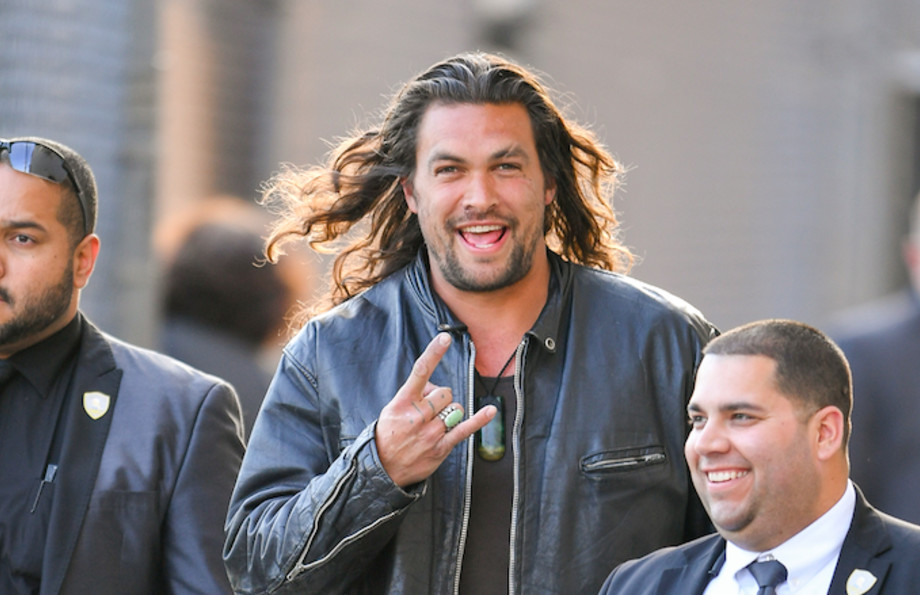 Watch Jason Momoa S Relatable Reaction To Game Of Thrones Series