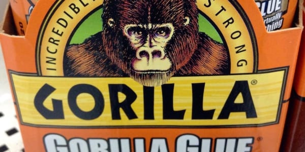 Woman Goes Viral After Using Gorilla Glue Spray on Her Hair | Complex