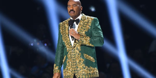 Steve Harvey Blasted For Old Clip Claiming Men And Women Cant Be Friends Complex