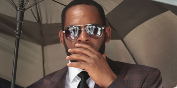R. Kelly Denied Jail Release After Claiming to Be ...