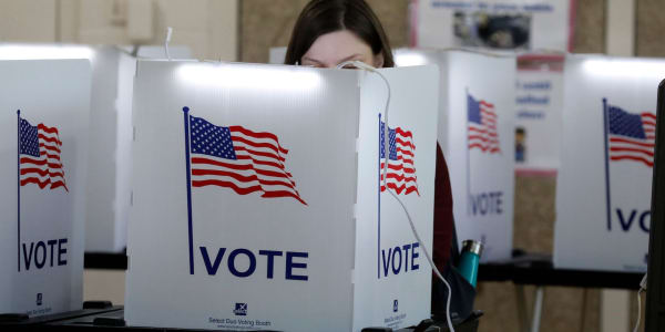 Supreme Court Rules Electoral College Members Must Uphold Popular Vote | Complex