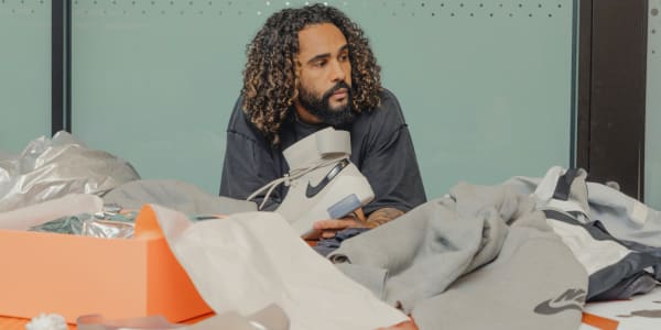 Jerry lorenzo left nike clearance