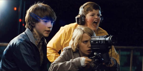 Best Movies To Watch On Hulu April 2020 : 35 + Netflix & Hulu Shows to Watch Now! in 2020 | Hulu ... / So, yeah, maybe watch on an empty stomach.