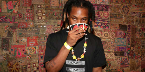 Denzel Curry Freestyles, Hangs With Fans When Sound Issues Interrupt ...