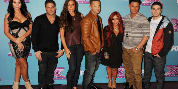 The Jersey Shore Cast Is Back In The First Jersey Shore Family