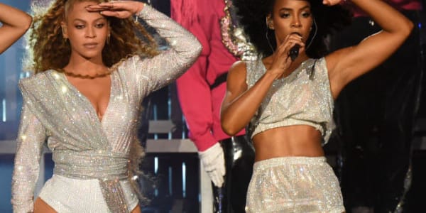 Some Fans Believe Beyoncé and Kelly Rowland Are Teasing New Music | Complex