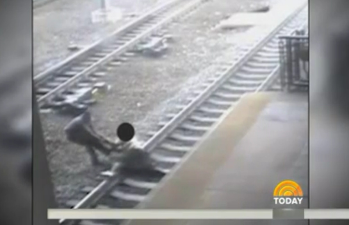 New Jersey Cop Saves Man From Train Tracks With Seconds To Spare Complex