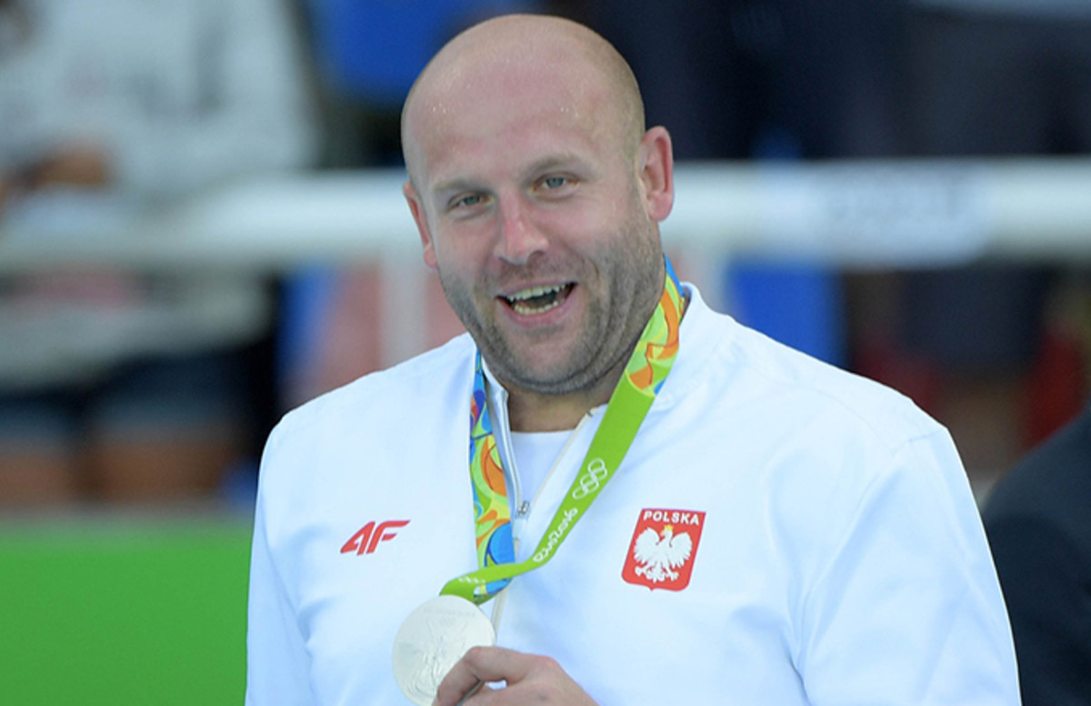A Polish Discus Thrower Auctioned Off His Silver Medal to Pay for a Boy’s Cancer Treatment Complex