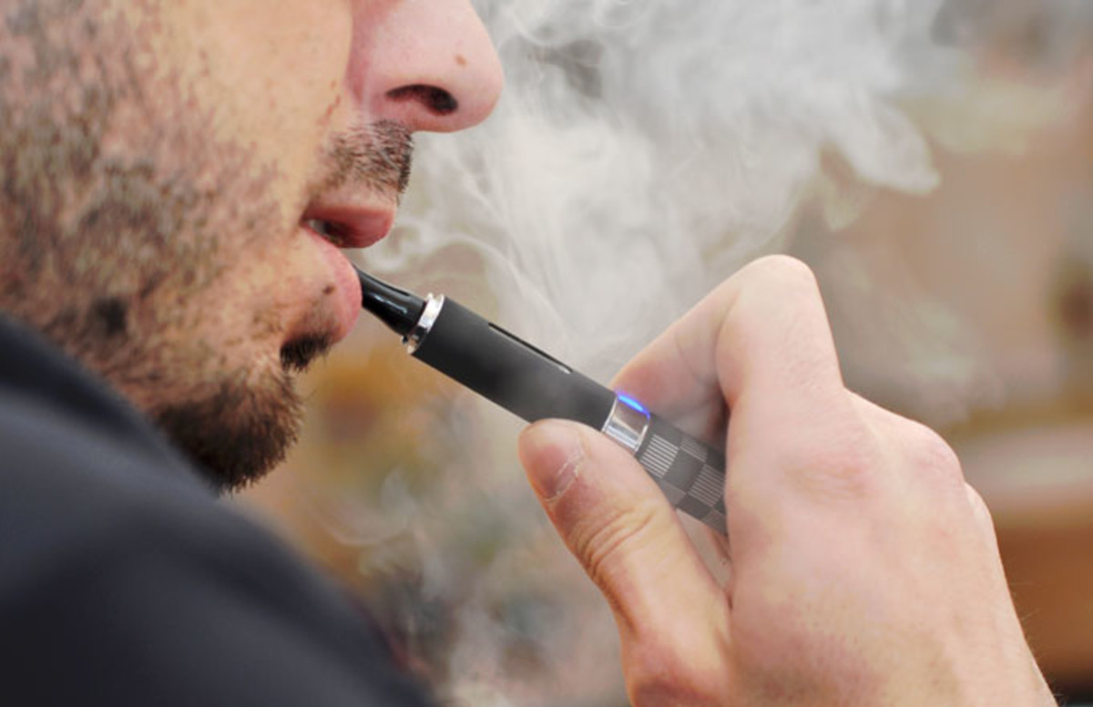 Sixth Person Dies From Mysterious VapingRelated Illness Complex