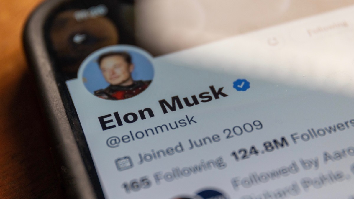 elon musk says twitter will share ad revenue with blue subscribers Elon Musk Says Twitter Will Now Share Ad Revenue With