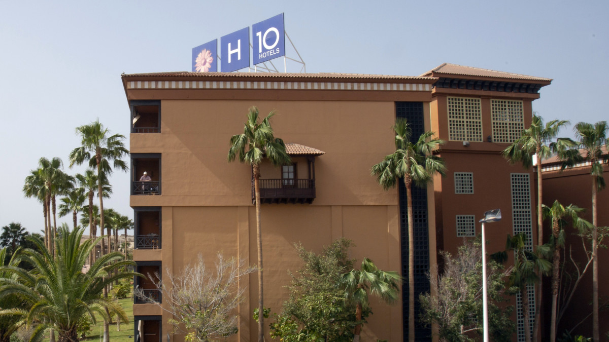 Hotel In Canary Islands Under Lockdown After Positive