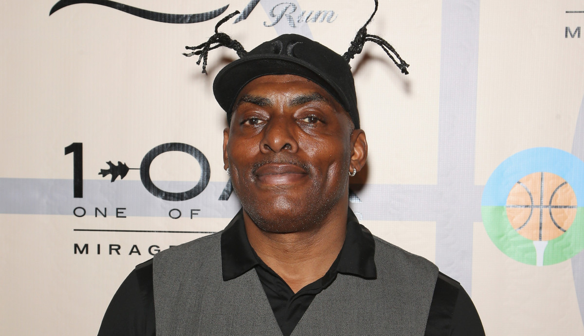 West Coast legend Coolio has died aged 59, manager confirms