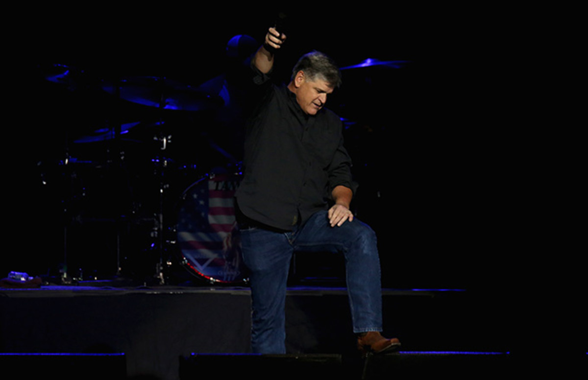 Watch Fox News' Sean Hannity Embarrass Himself Right After the Commercial | Complex
