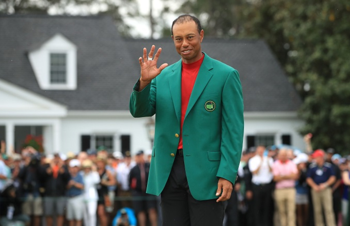 tiger woods white pants