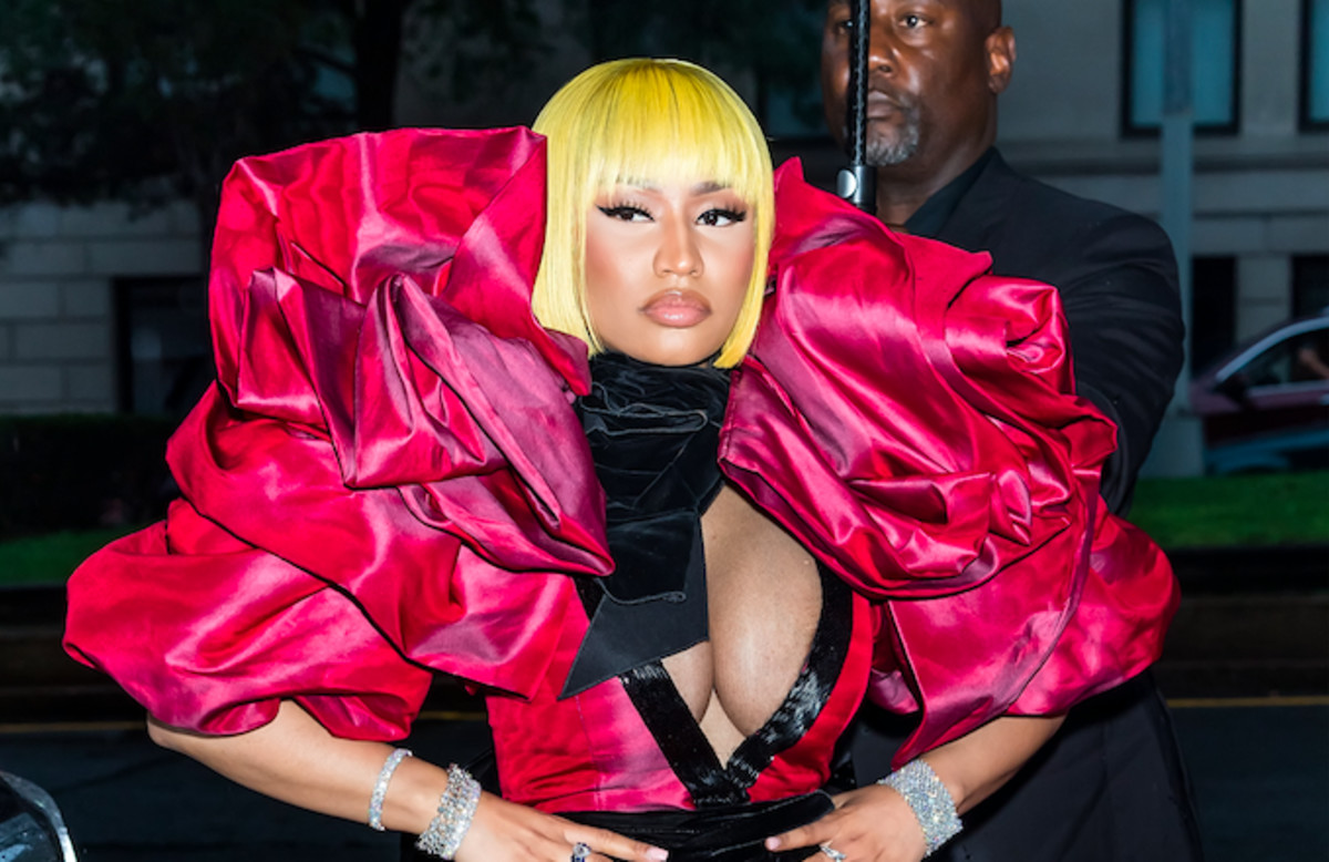 Nicki Minaj Goes Off After Being Accused Of Not Supporting Other Female