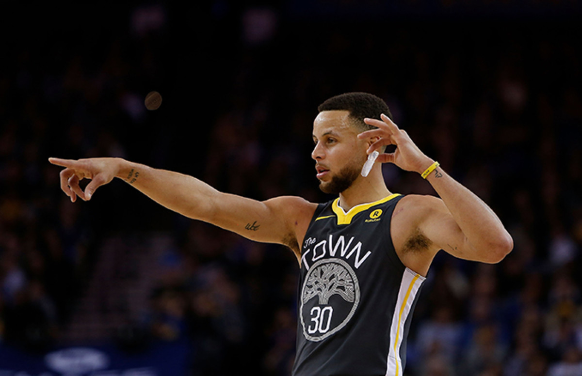 Steph Curry Gives His Thoughts on LeBron Possibly Going to ...