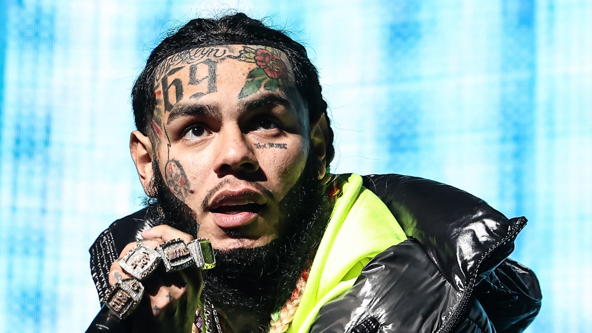 6ix9ine Suggests HipHop Culture Hates on Spanish Rappers Complex