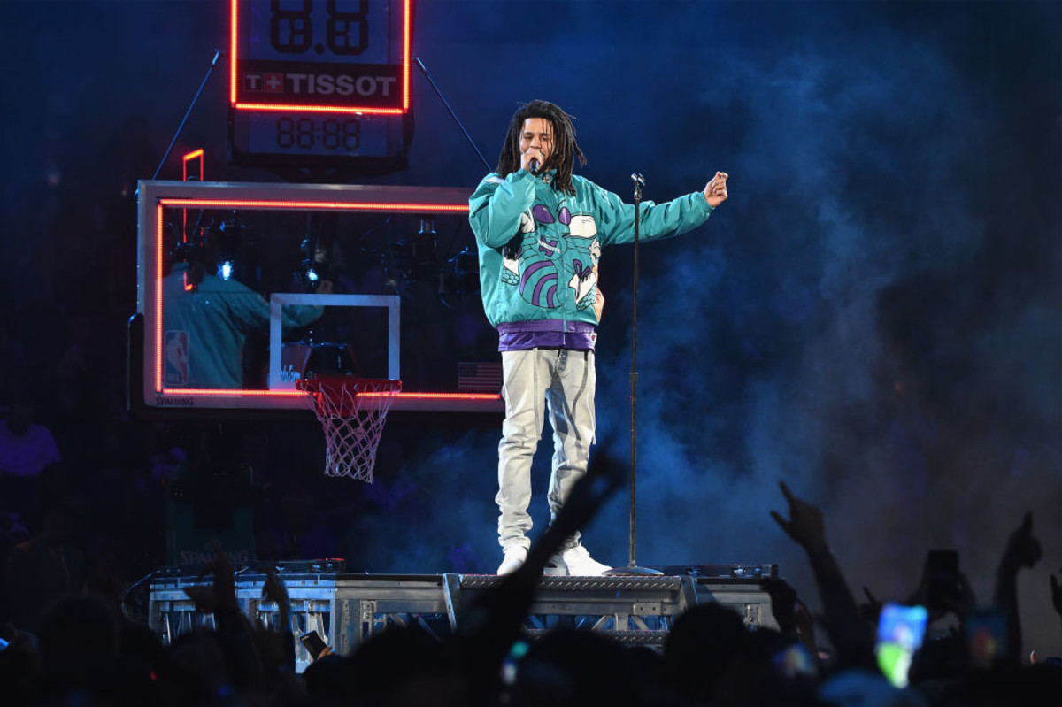 The Alternate Timeline In Which J. Cole's Dunk Goes In