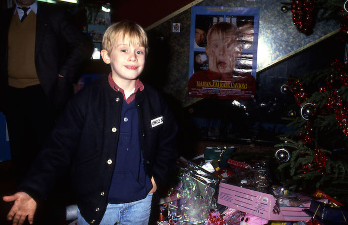 People Are Surprised That House Scenes Of Home Alone Were Filmed In A High School Gym Complex