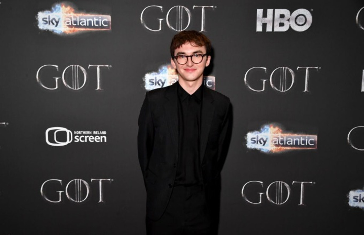 Kim Kardashian S Awkward Yeezy Photo Shoot Is Now A Meme Insider