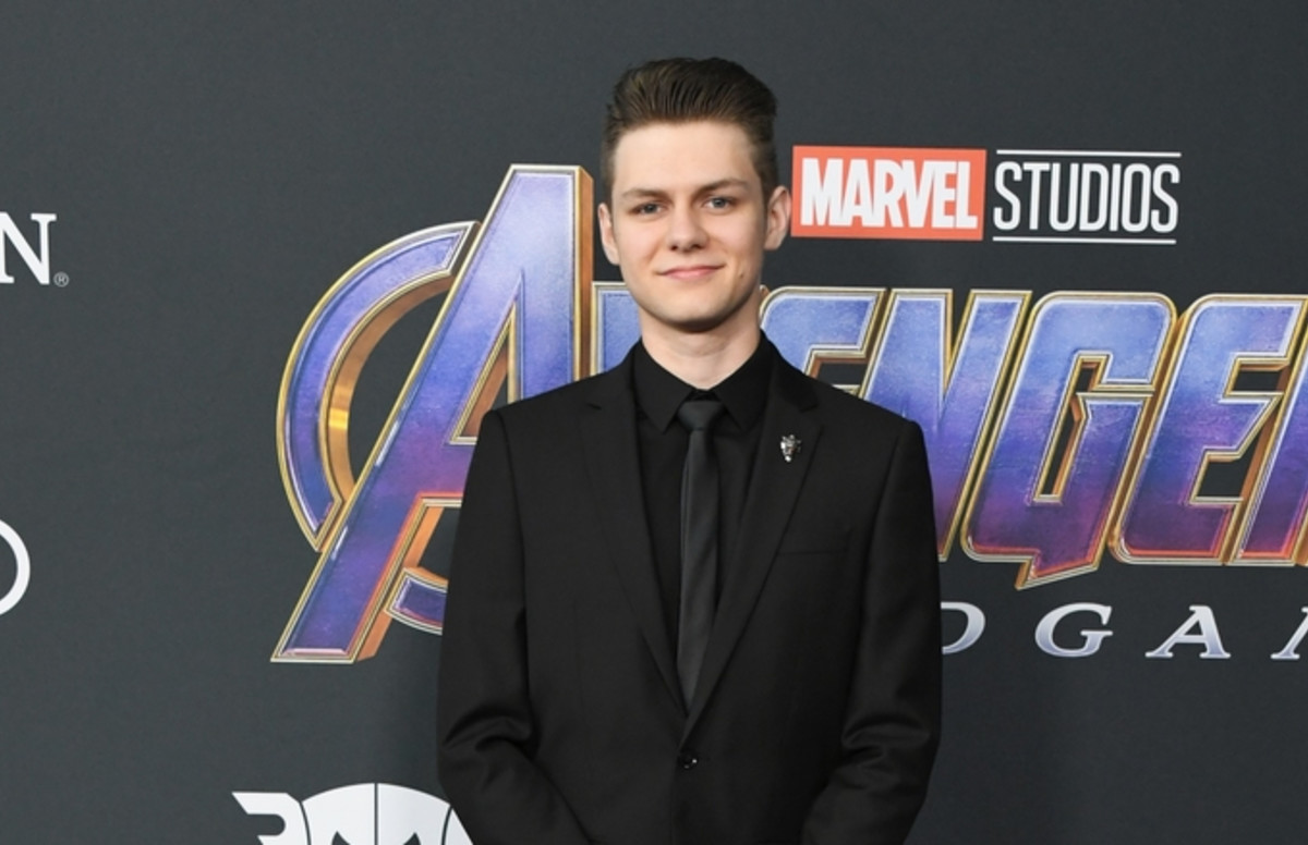 Fans Are Convinced This Endgame Cameo May Hint At Future Of One Avenger Complex