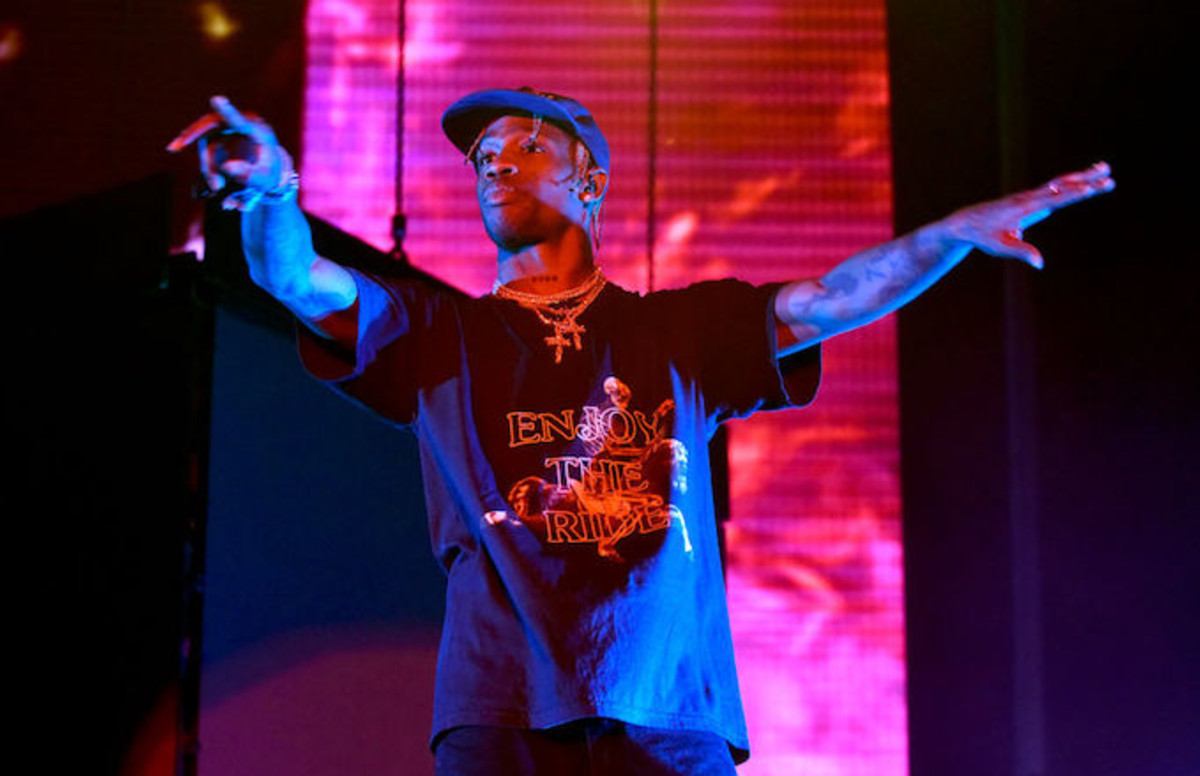 Travis Scott AdLibs to Cecily Strong’s Rap in ‘SNL’ Promo Complex
