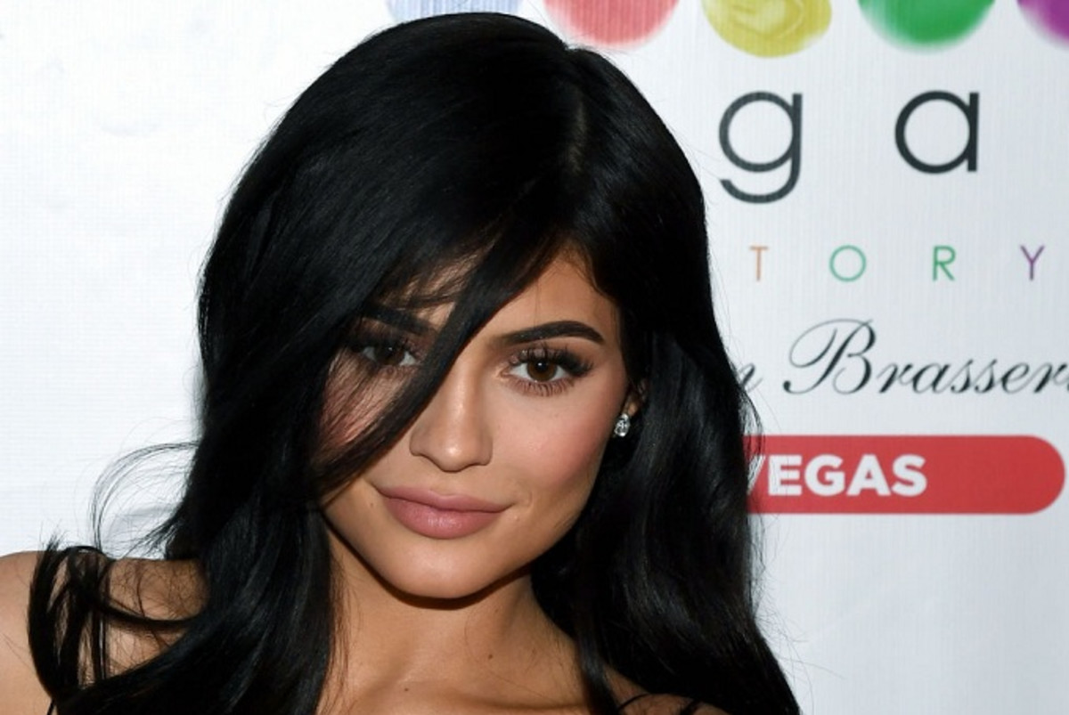 New Kardashian-Jenner Calvin Klein Campaign Brings Kylie Out of Hiding