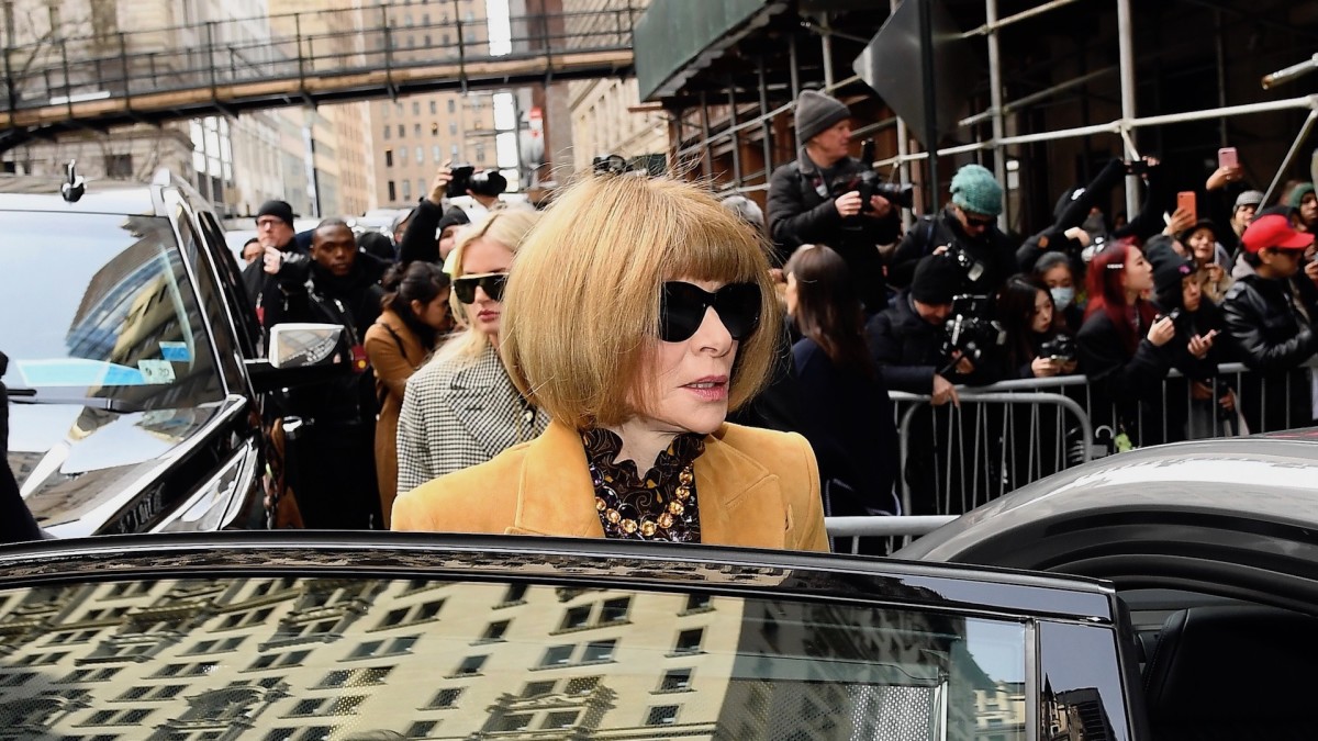 anna wintour black sunglasses