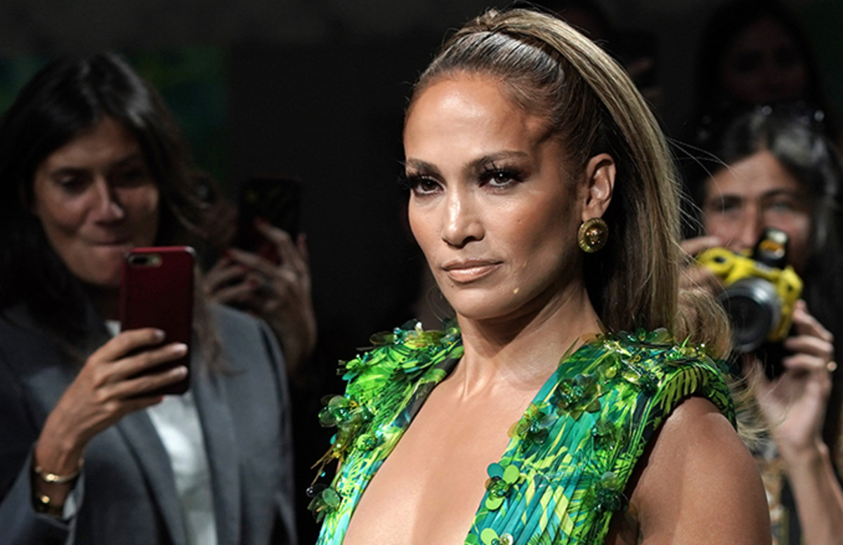 4. Blue Hair Color Trends Inspired by Jennifer Lopez - wide 1