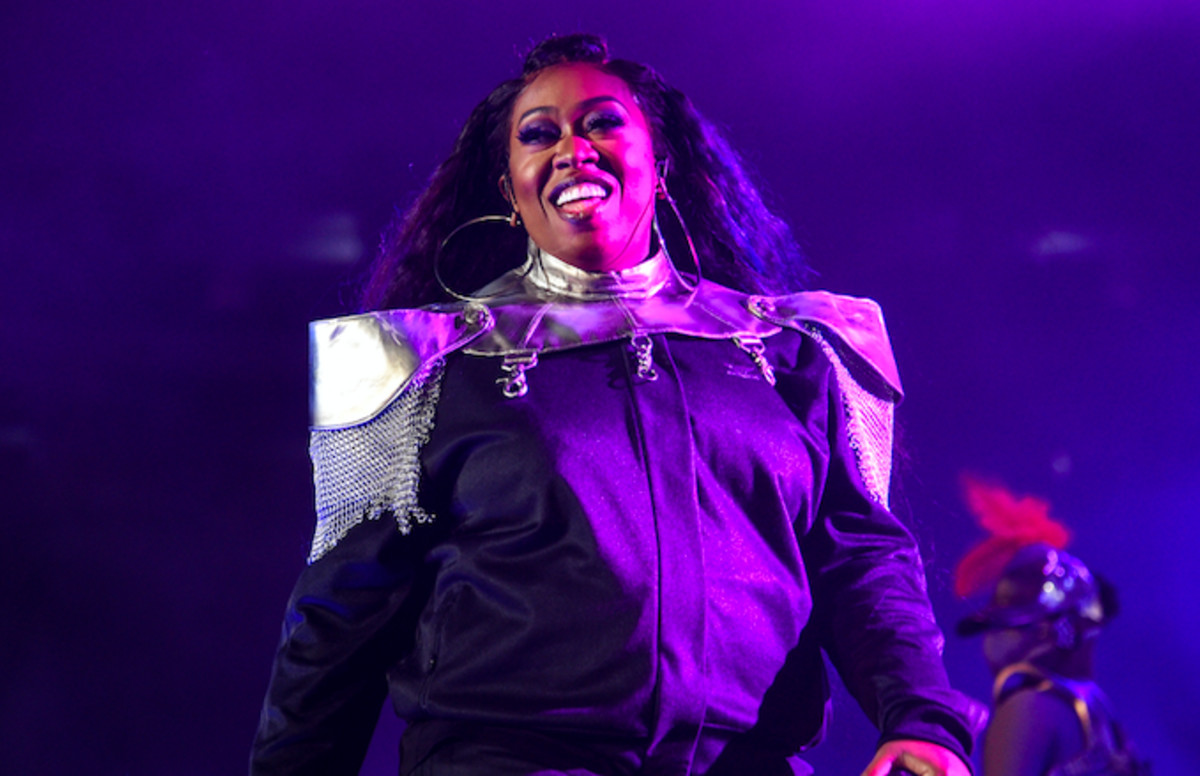 Watch Missy Elliott S Video Vanguard Award Performance Complex