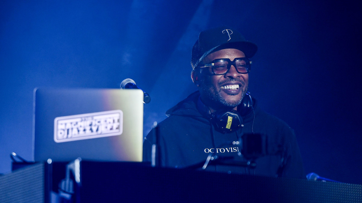 Watch DJ Jazzy Jeff’s ‘Break the Monotony’ Virtual Block Party Complex