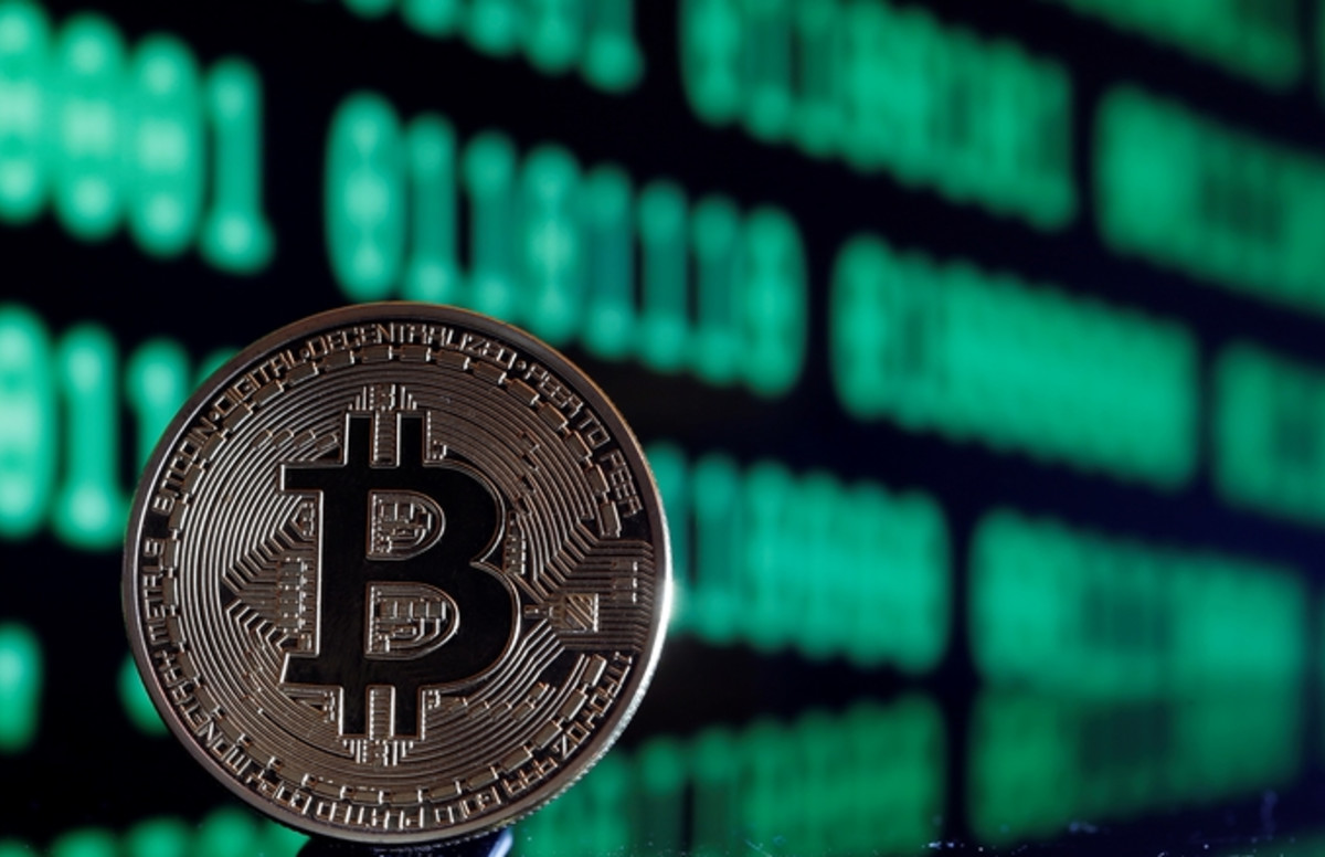 Hackers Steal $40 Million Worth of Bitcoin in 'Large Scale ...