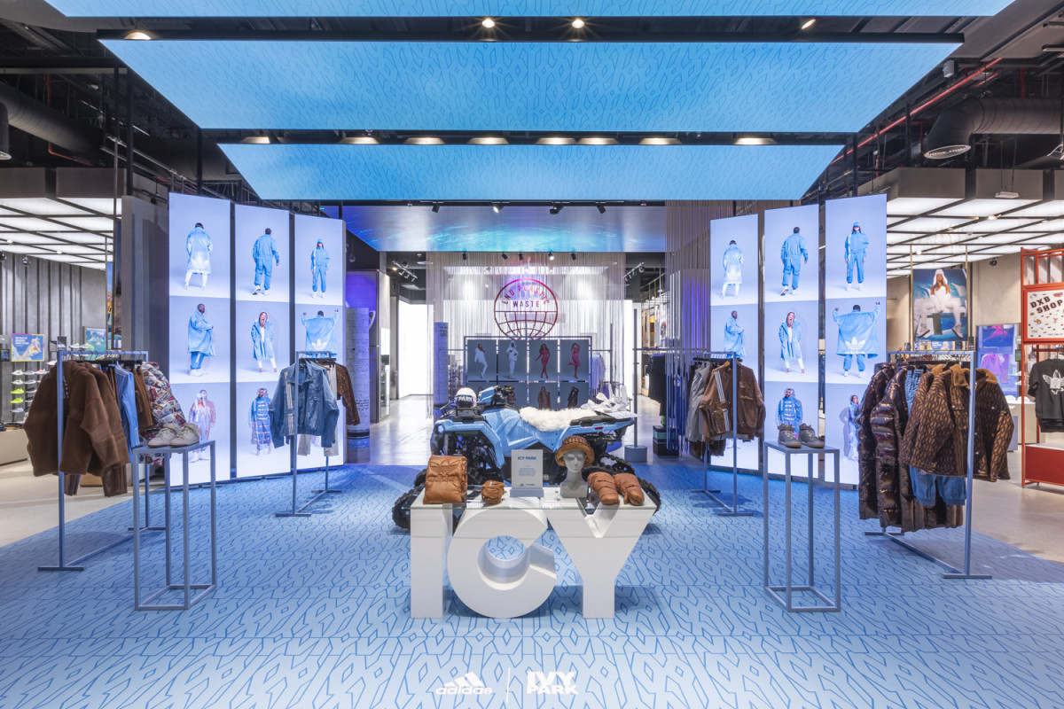 Vooruitzicht Goedkeuring Arctic adidas to Open 'Halo' Concept Storefront in Toronto | Complex CA
