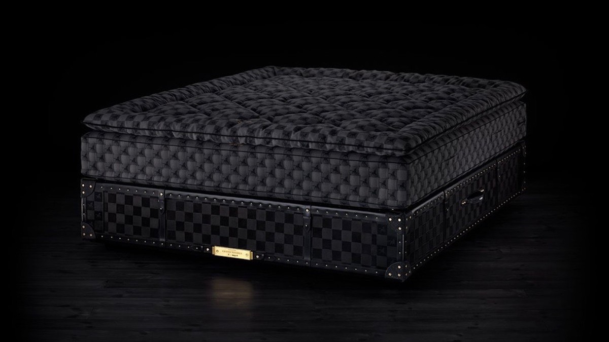 Drake S Mattress Costs 395 000 Here S Why Complex