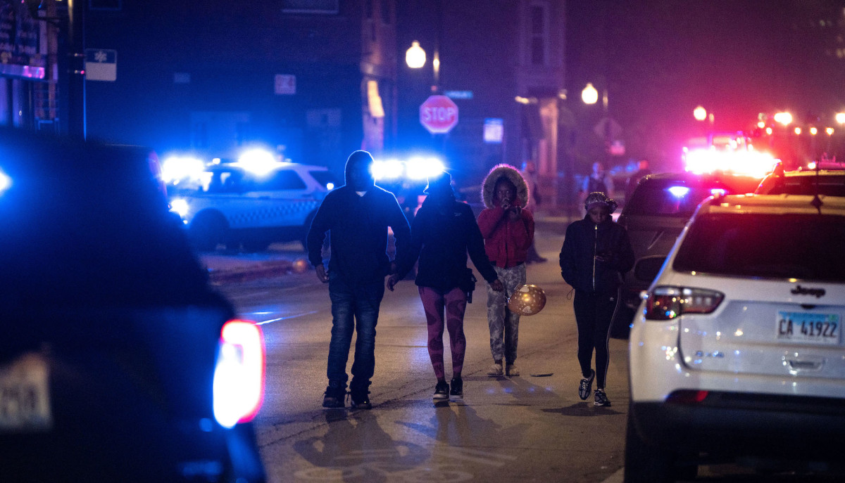 3 Children Among 14 Injured in Halloween DriveBy Shooting in Chicago