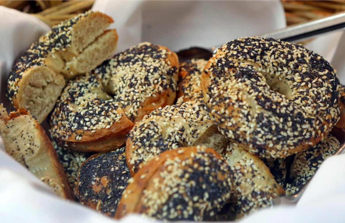 Mom Separated From Newborn After Poppy Seed Bagel ...