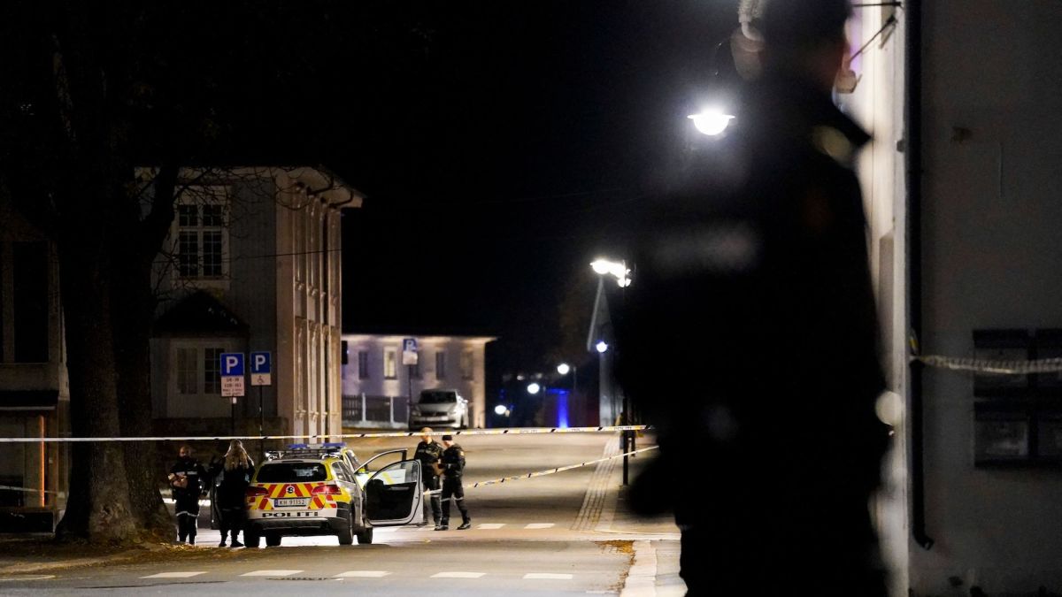 Bow and Arrow Attack in Norway Leaves Several Dead Complex