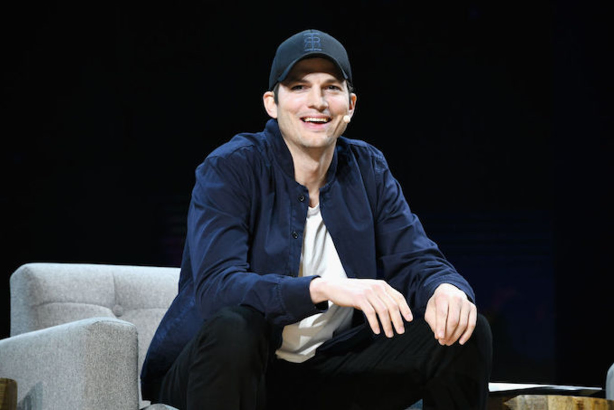 Student Calls Out Principle for Plagiarizing Ashton Kutcher During