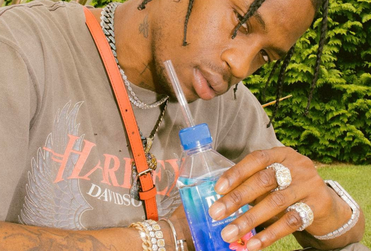 Travis Scott S Astroworld Tour Will Feature Amusement Park Rides Complex