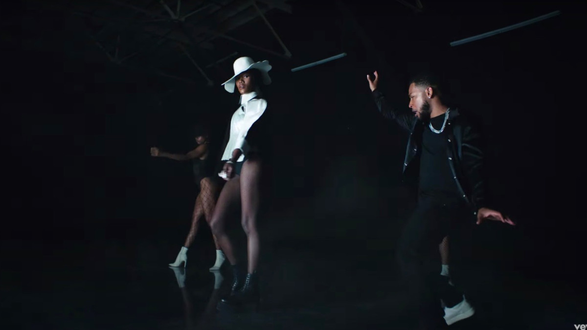 Muni Long Shares Sensual Video for “Midnight Snack” f/ Jacob Latimore